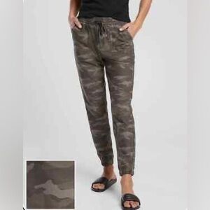 Athleta Camo Farallon Jogger
